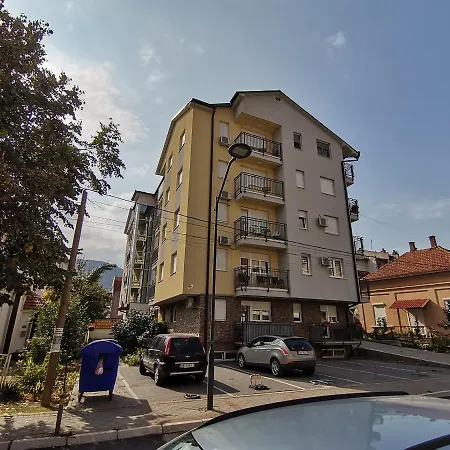 Lea & Parking U Garazi Appartement Sokobanja