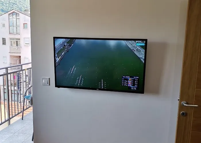 Lea & Parking U Garazi 索科矿泉村